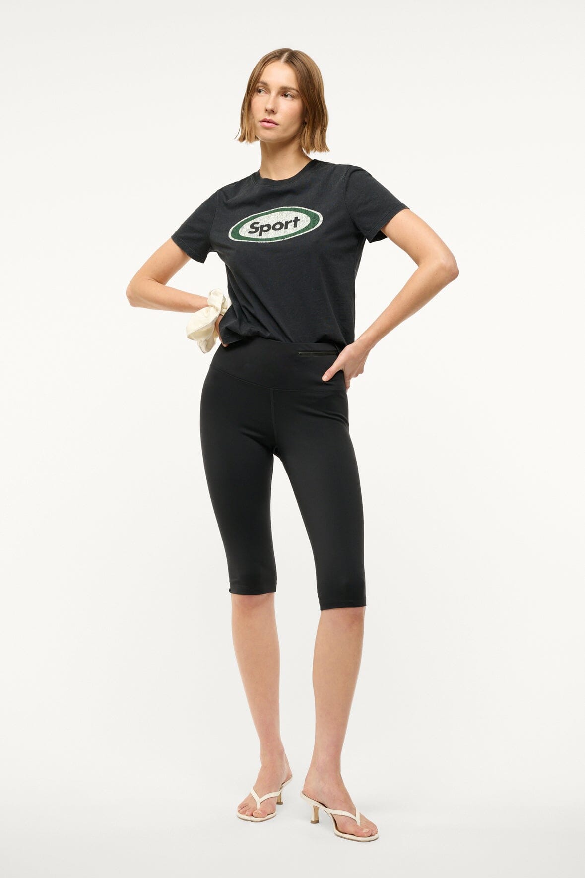 Stretchy Shapewear Capri with Waistband Zipper | Tread Black