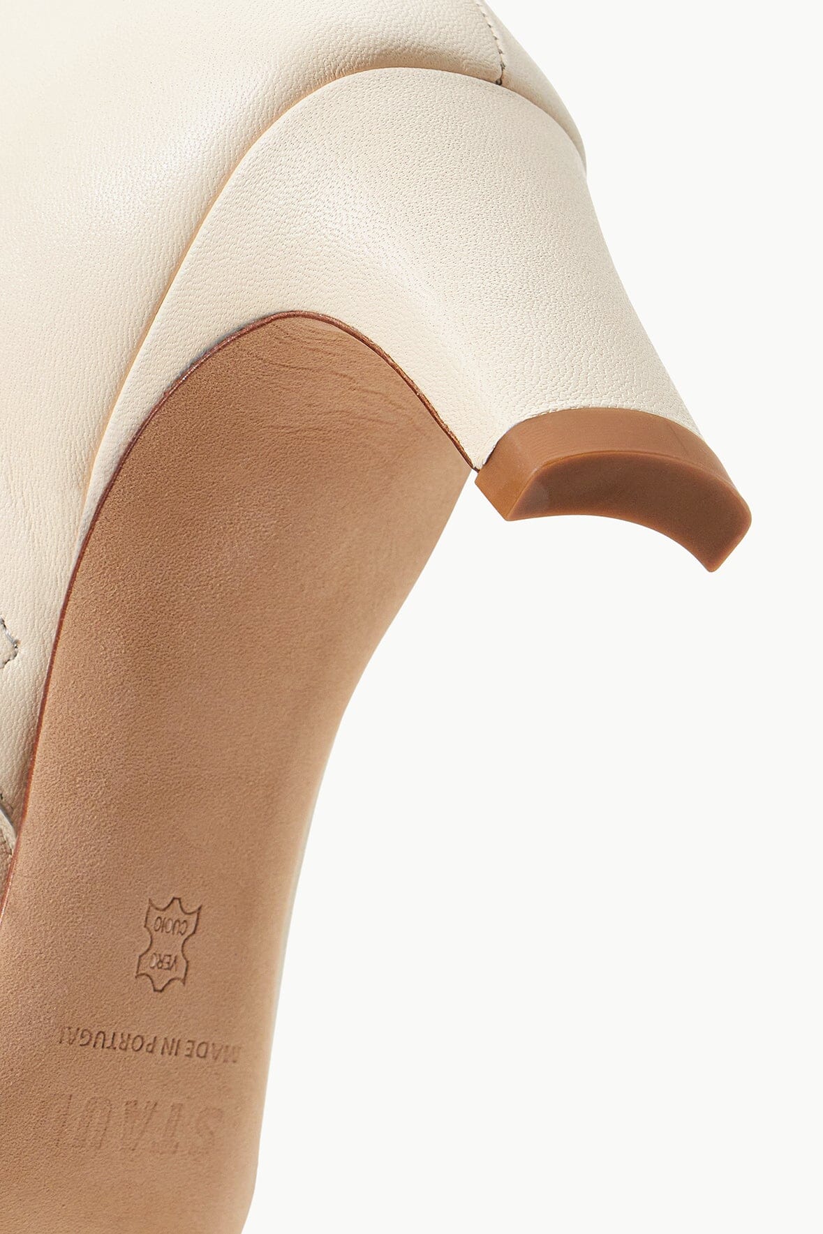 Leather Ankle Boot with Pointed Toe & Side Zip | Wally Cream