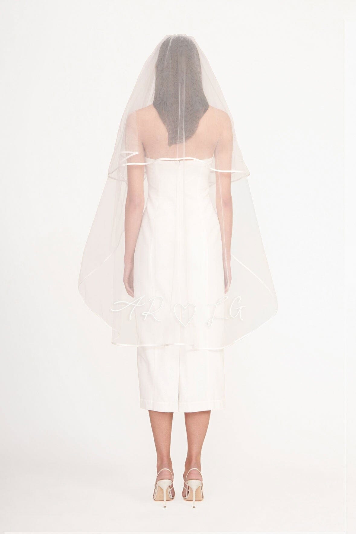 Custom Embroidered Wedding Veil with Initials & Heart | Mid-Length Tulle Blusher