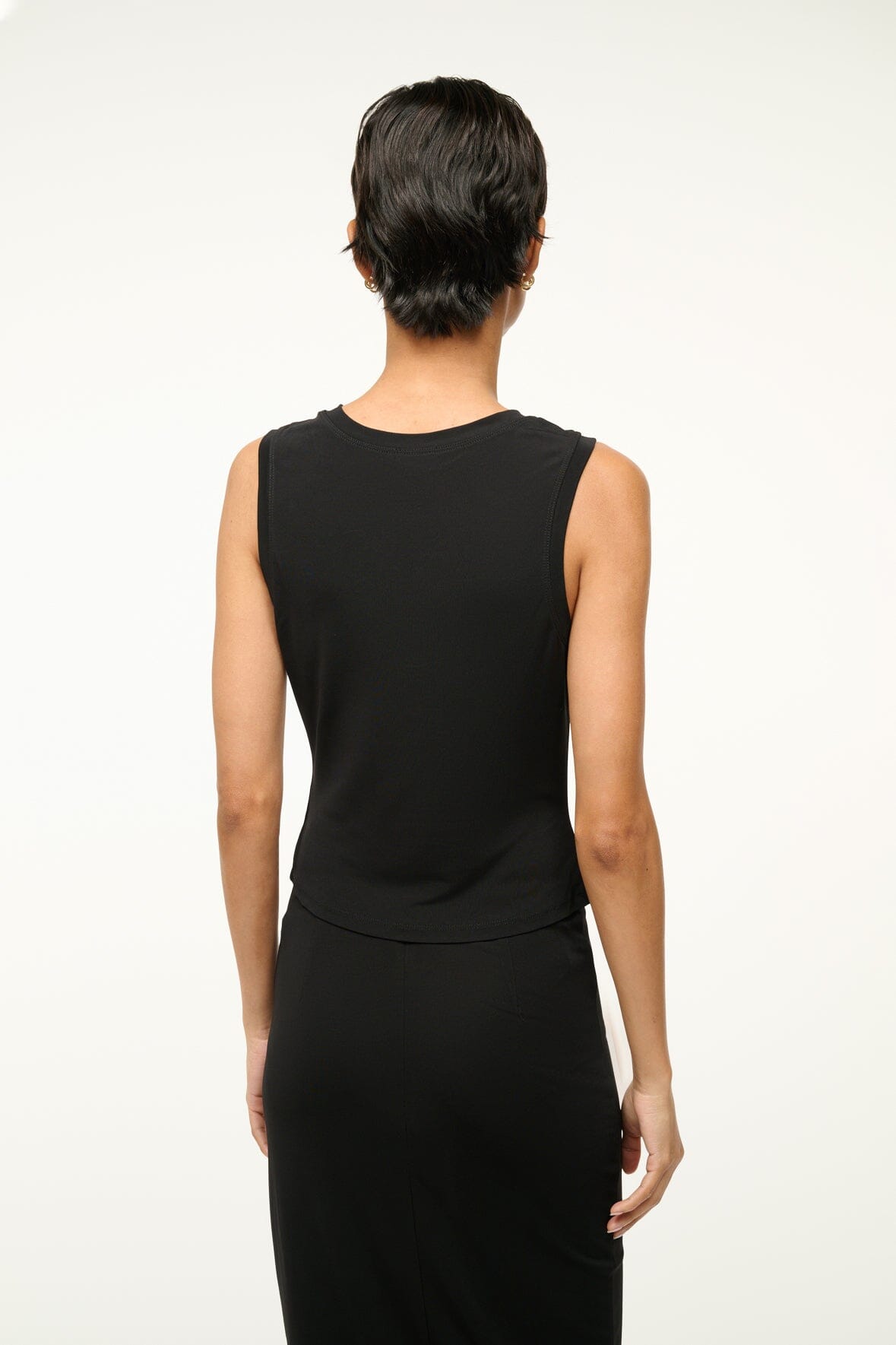 Sleeveless Fitted Crew Neck Tank Top | DAVI Black Jersey