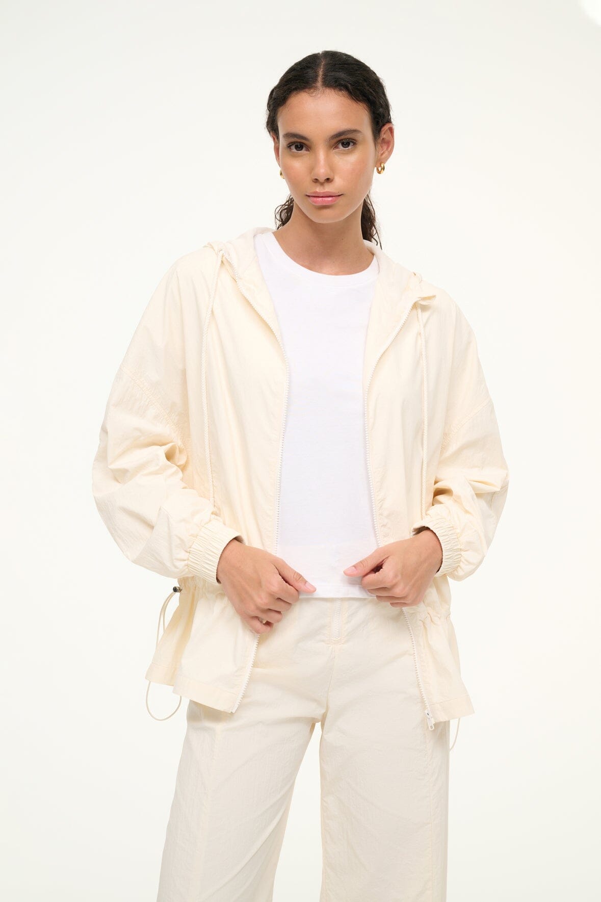 Lightweight Nylon Jacket for Workouts | Gondola Ivory Anorak