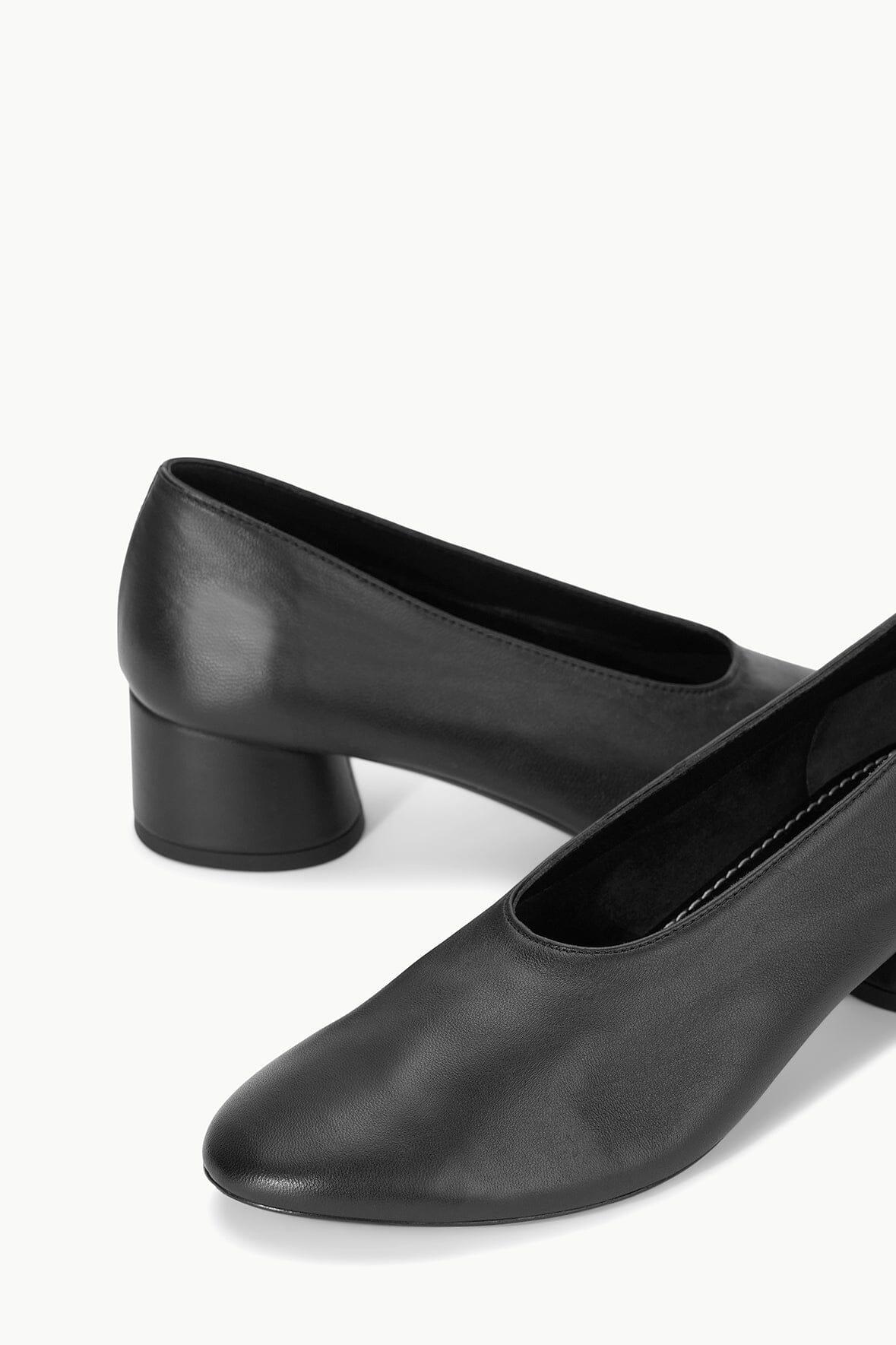 Soft Nappa Leather Alba Pump with Cylinder Heel | Black