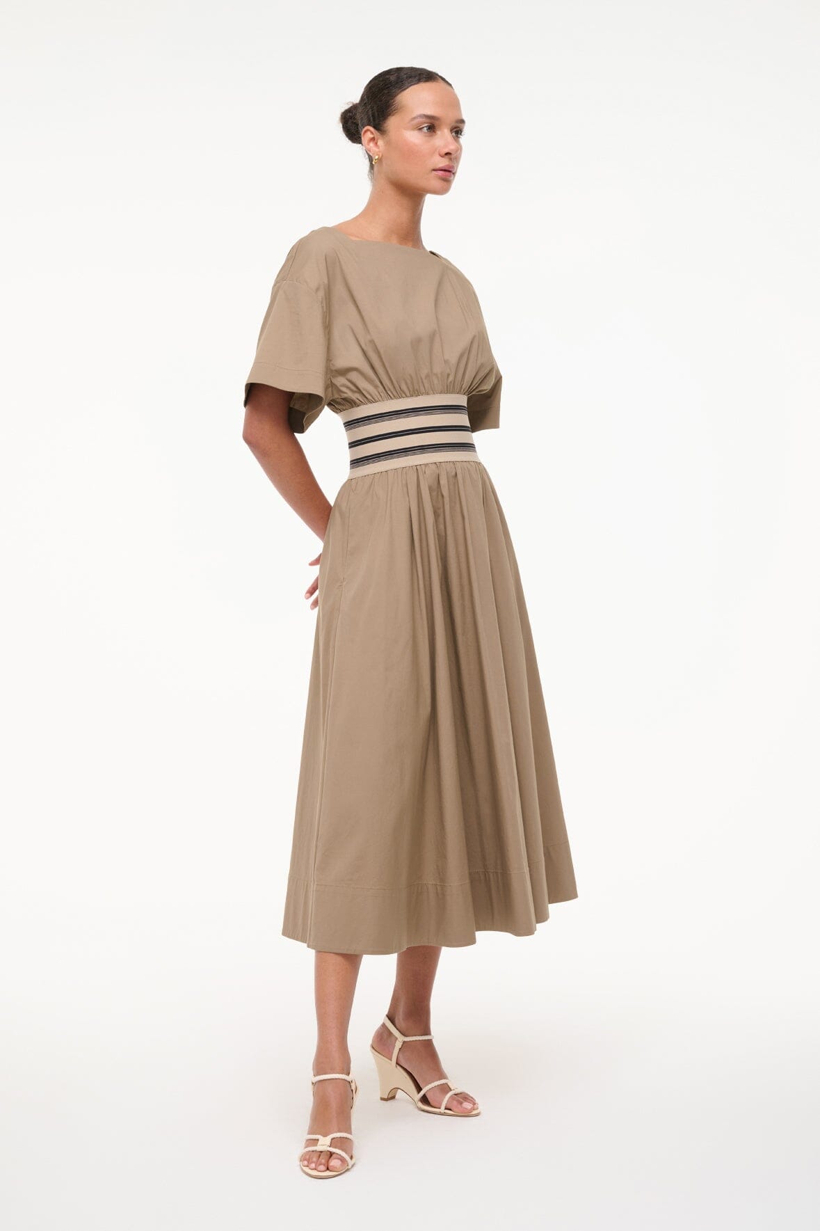 Comfortable Cotton Poplin Dress with Square Neckline | Amy Dress Taupe
